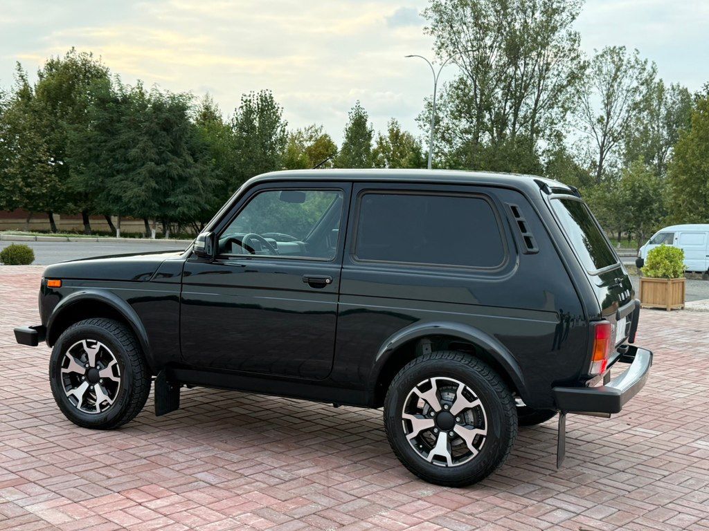 Lada (VAZ) Niva, 1.7 L, 2024 il, 20 000 km — Avtomobillər, Gəncə (5)