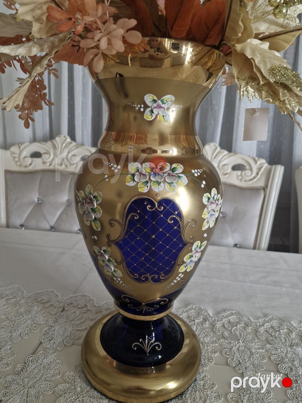 Bir vaza, Bogem şüşəsi — Vaazalar, kreslolar, süni çiçəklər, Bakı (2)