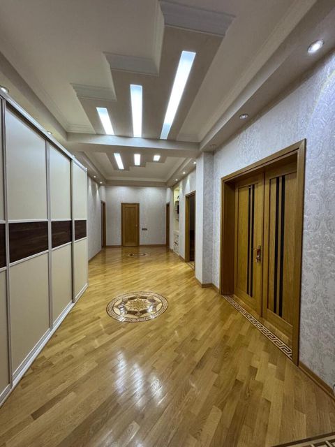 Satılır 3 otaqlı yeni tikili 147 m² — Bakı
