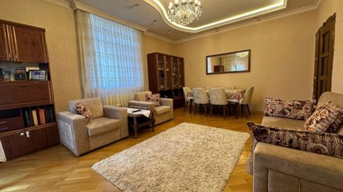 Satılır 3 otaqlı yeni tikili 145 m² — Bakı