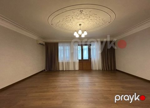 Satılır 3 otaqlı köhnə tikili 100 m²