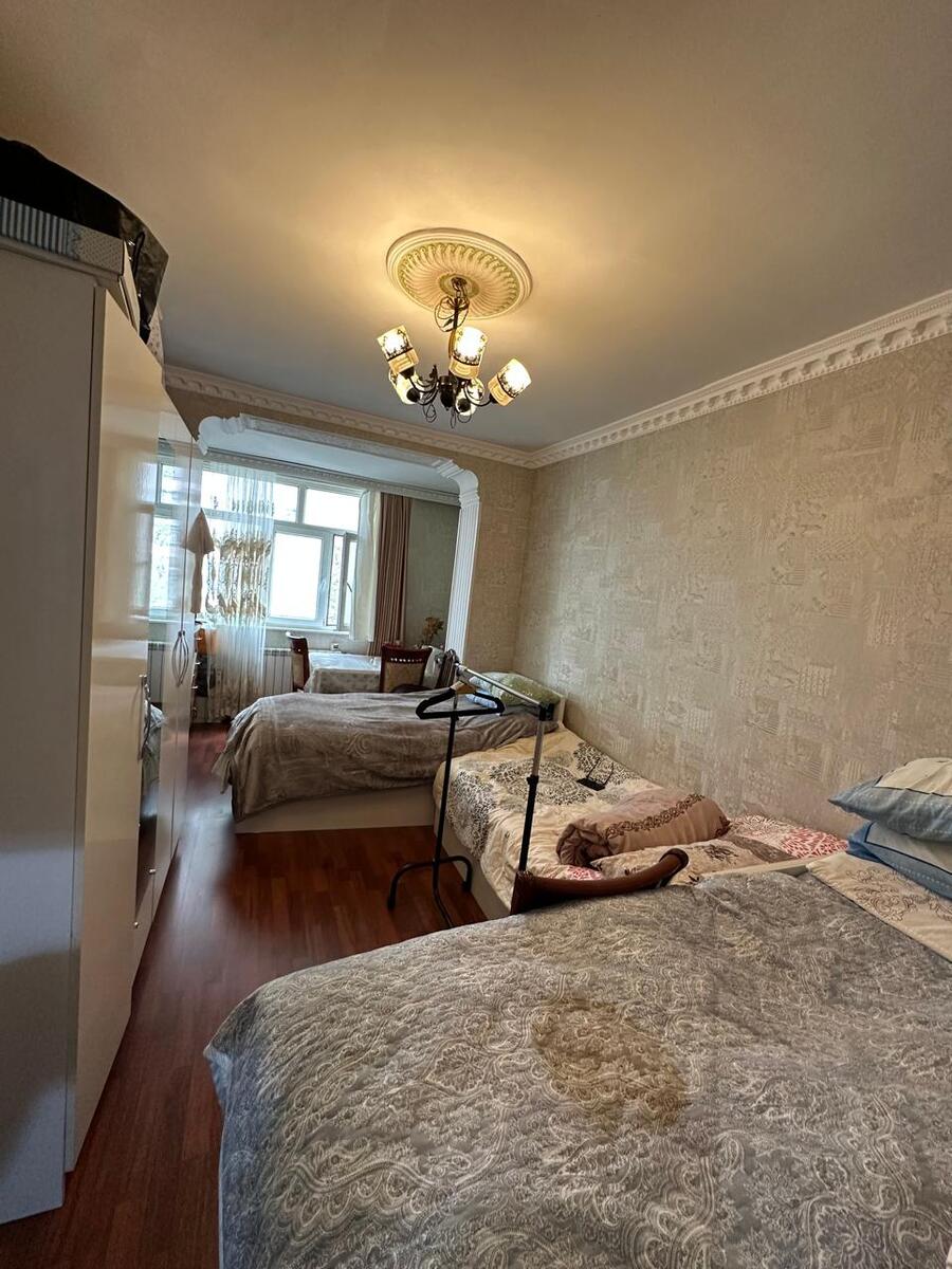 Satılır 2 otaqlı köhnə tikili 60 m² — Mənzil, Bakı (3)