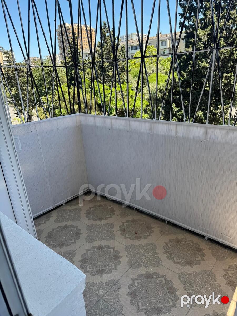 Satılır 1 otaqlı köhnə tikili 31 m² — Mənzil, Bakı (9)