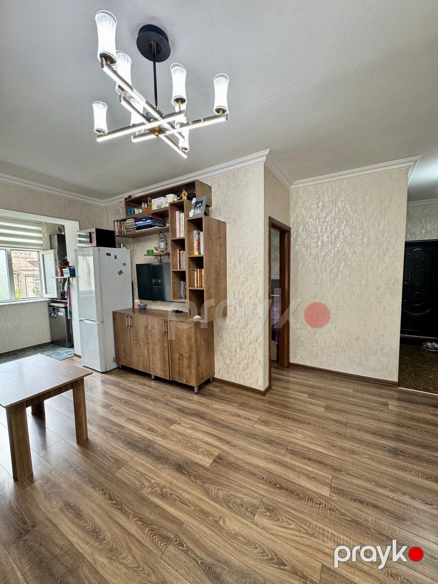 Satılır 2 otaqlı köhnə tikili 44 m² — Mənzil, Bakı (9)