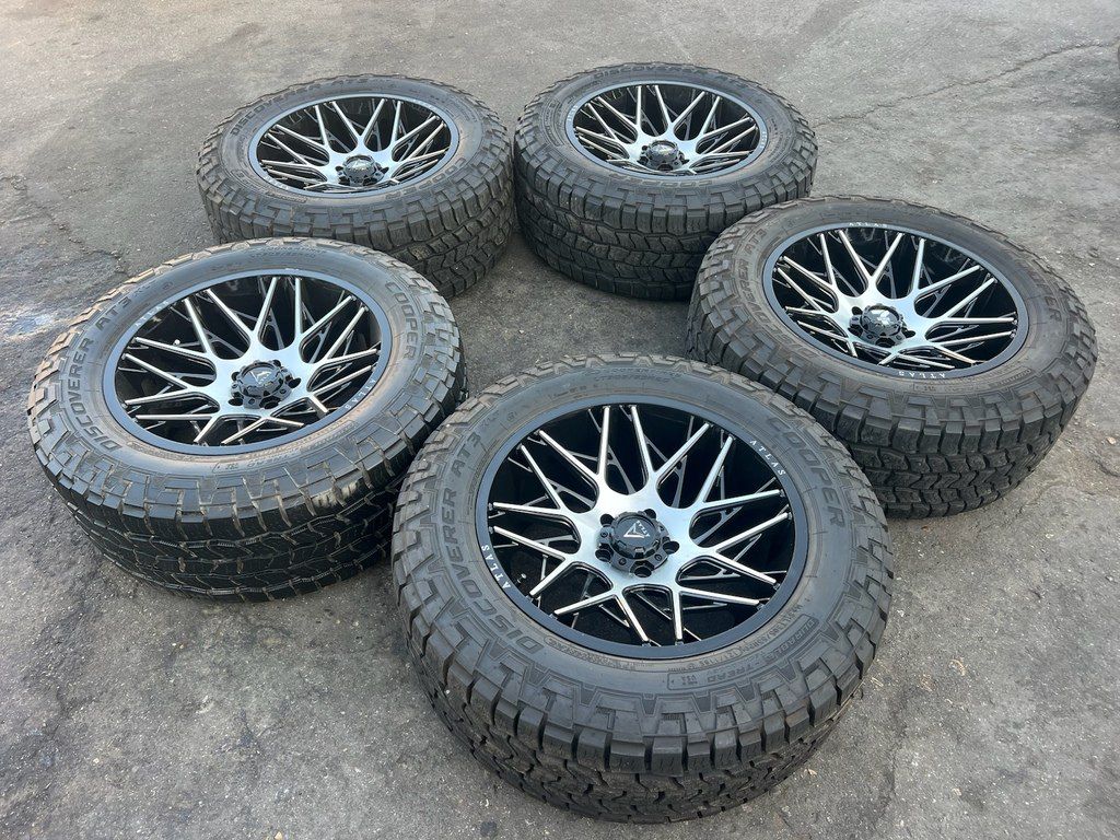 "Jeep Wrangler" təkərləri R20 — Ehtiyat hissələri və aksesuarlar, Bakı (2)