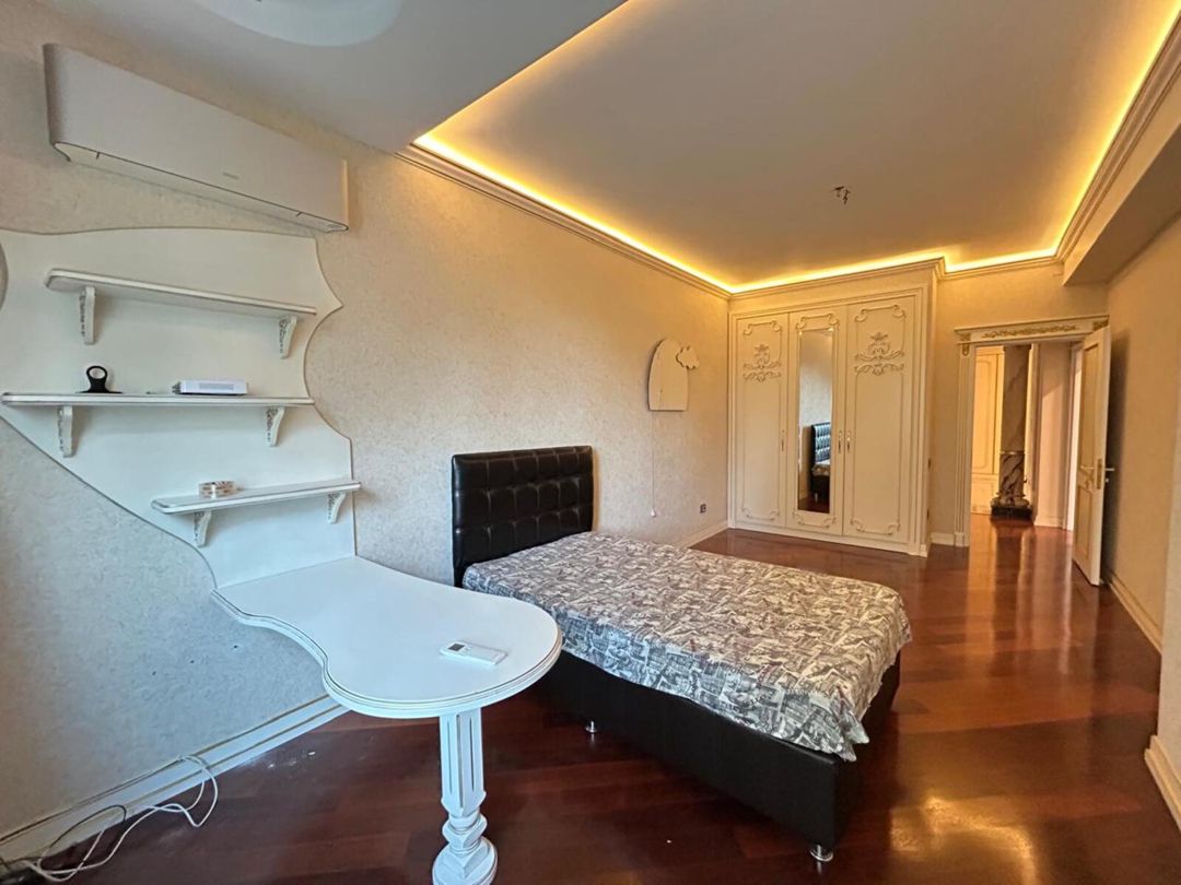 Satılır 3 otaqlı yeni tikili 210 m² — Mənzil, Bakı (12)