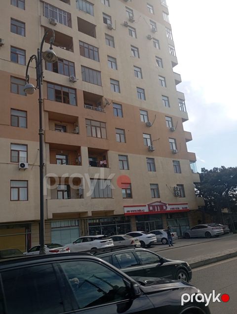 Satılır 3 otaqlı yeni tikili 105 m²