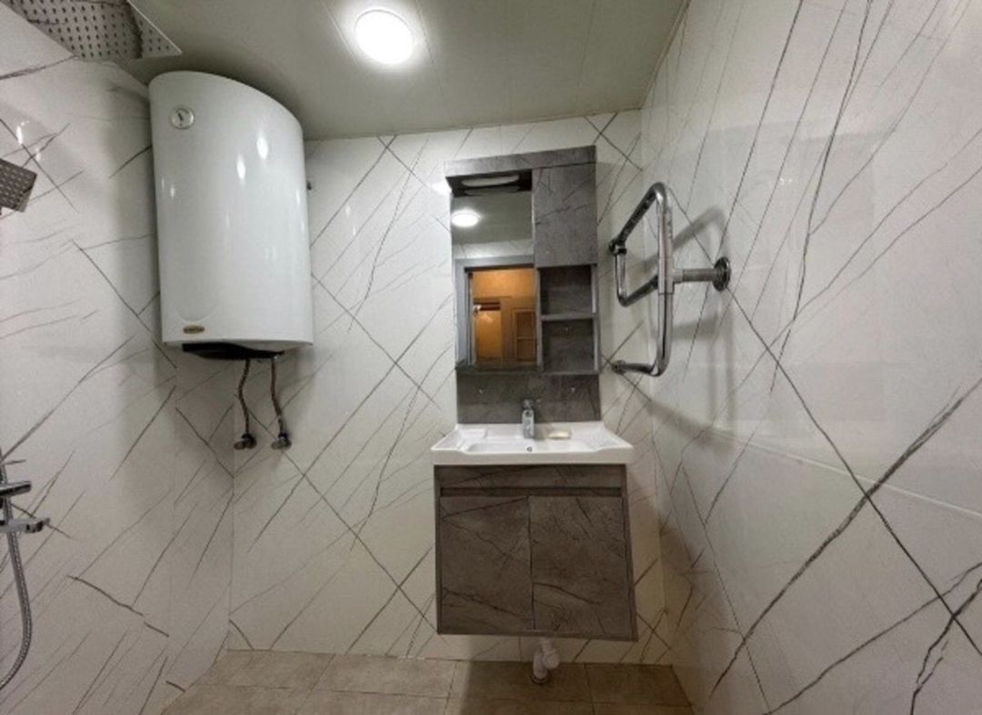 Satılır 3 otaqlı köhnə tikili 100 m² — Mənzil, Bakı (8)