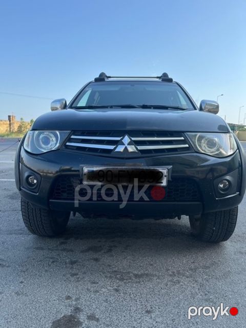 Mitsubishi L200, 2.5 L, 2012 il, 423 286 km — Bakı
