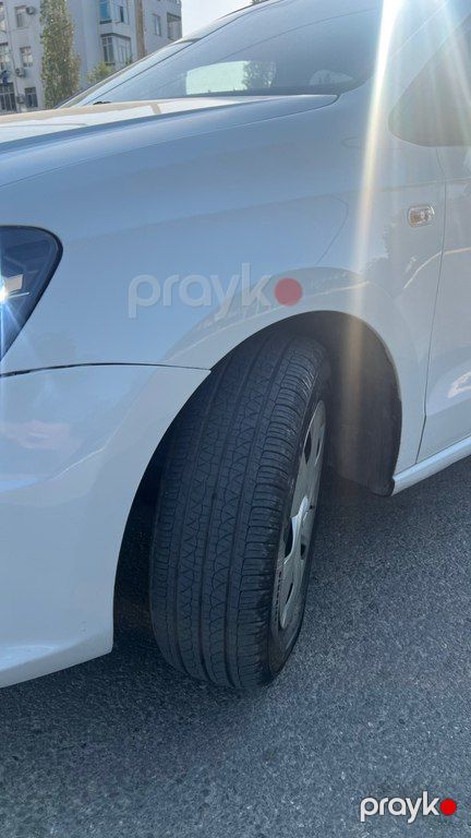 Volkswagen Polo, 1.6 L, 2018 il, 128 000 km — Avtomobillər, Bakı (9)