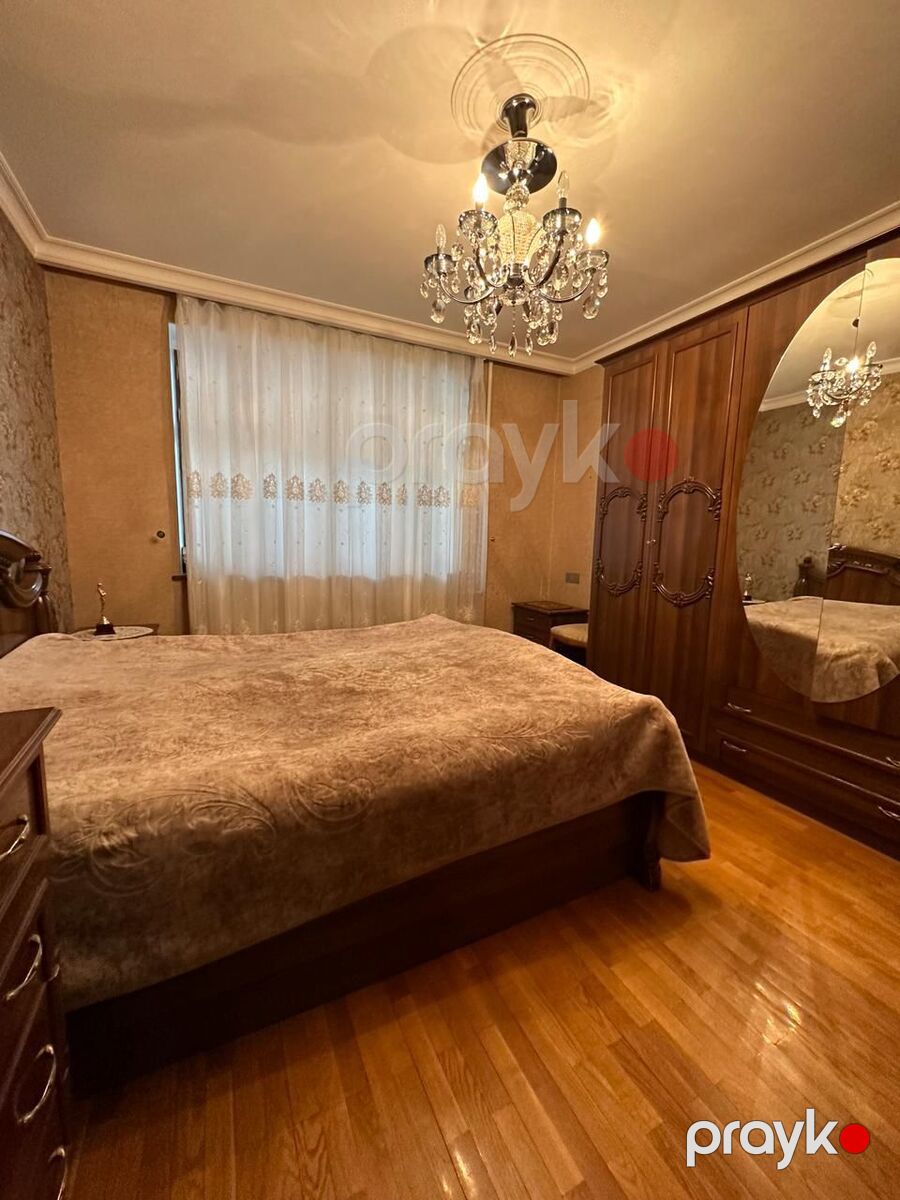Satılır 5 otaqlı köhnə tikili 140 m² — Mənzil, Bakı (4)
