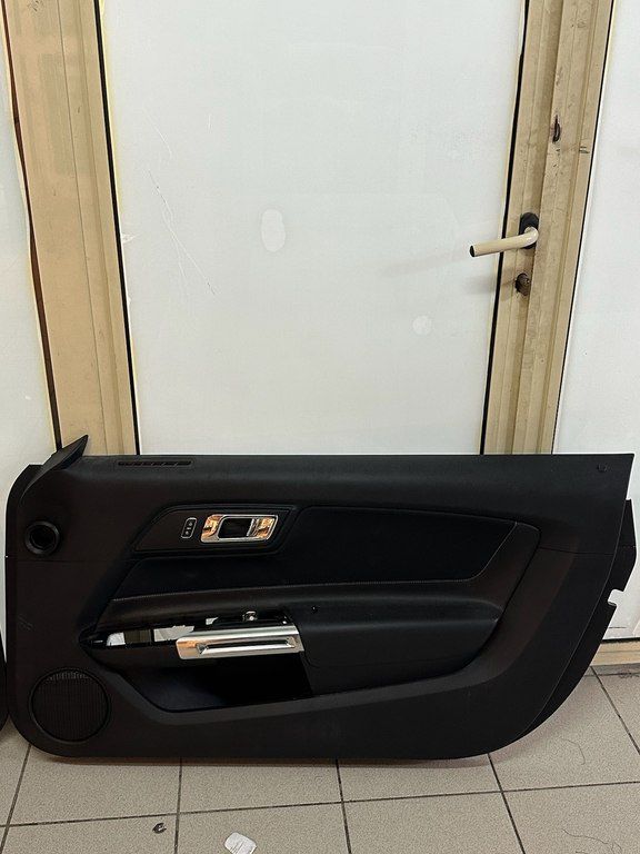 "Ford Mustang" qapı üzlükləri — Ehtiyat hissələri və aksesuarlar, Bakı (3)