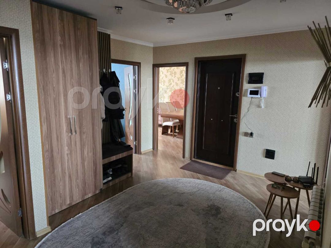 Satılır 4 otaqlı köhnə tikili 100 m² — Mənzil, Bakı (3)