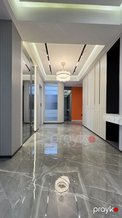 Satılır 3 otaqlı yeni tikili 134.5 m²