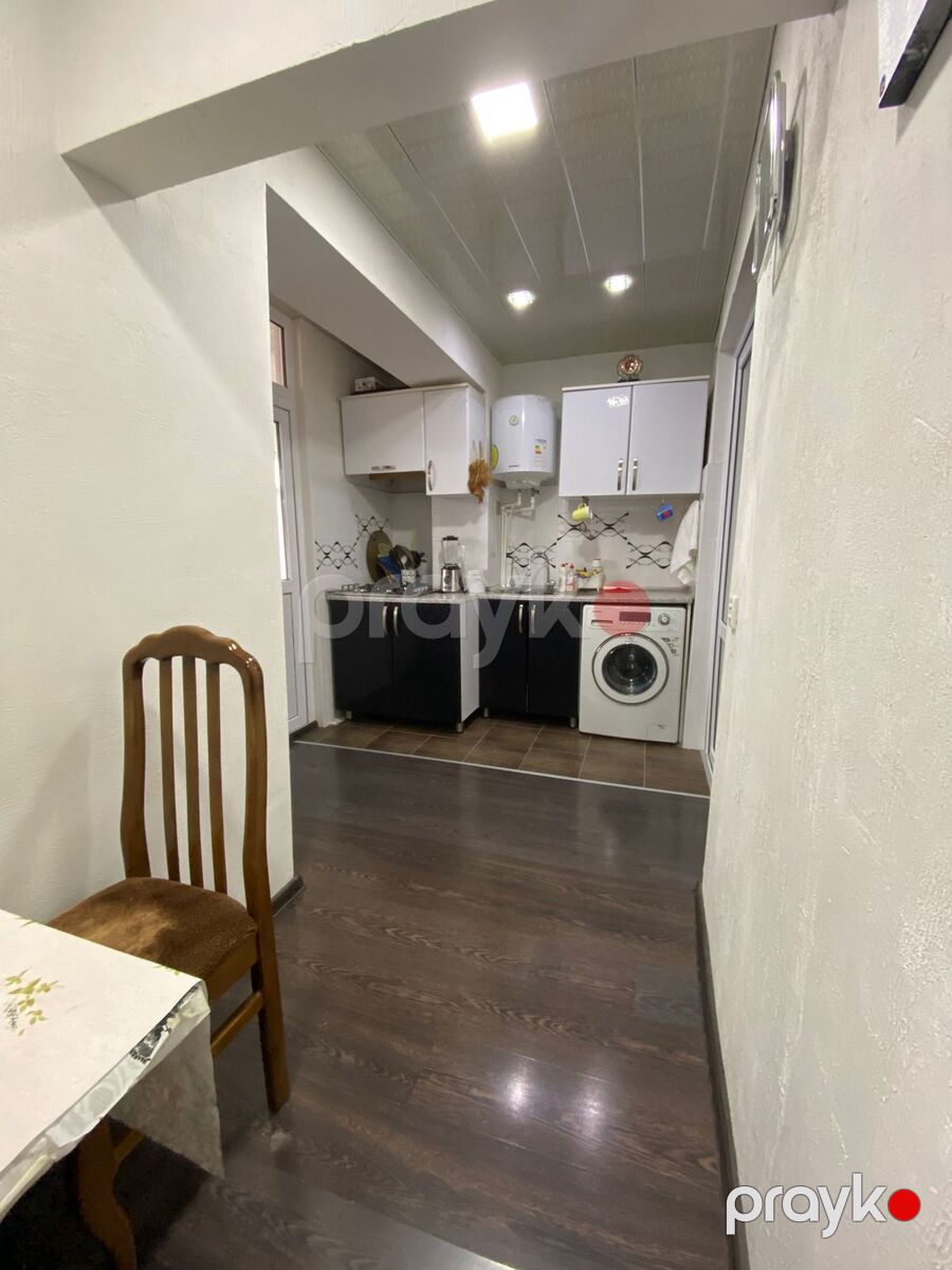 Satılır 4 otaqlı köhnə tikili 135 m² — Mənzil, Bakı (2)