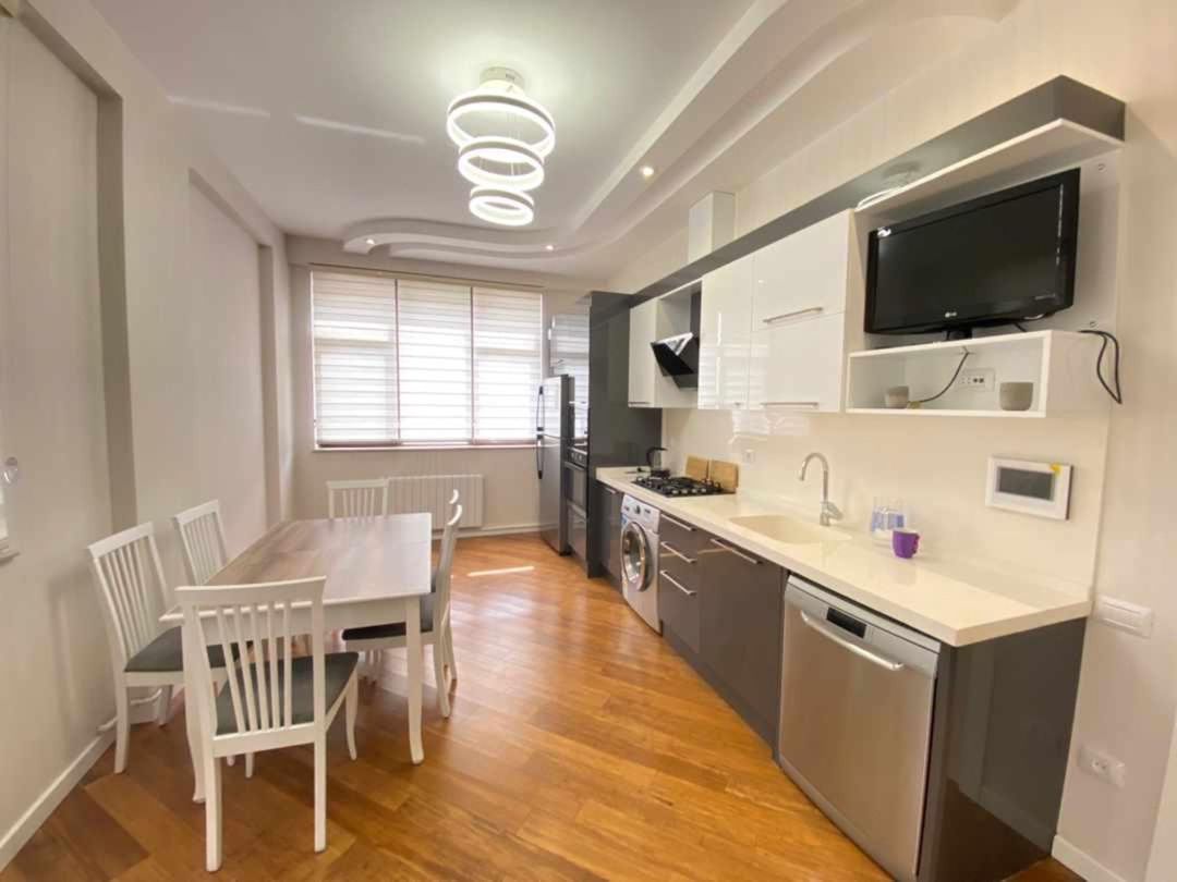 İcarəyə verilir 2 otaqlı yeni tikili 111 m² — Mənzil, Bakı (9)