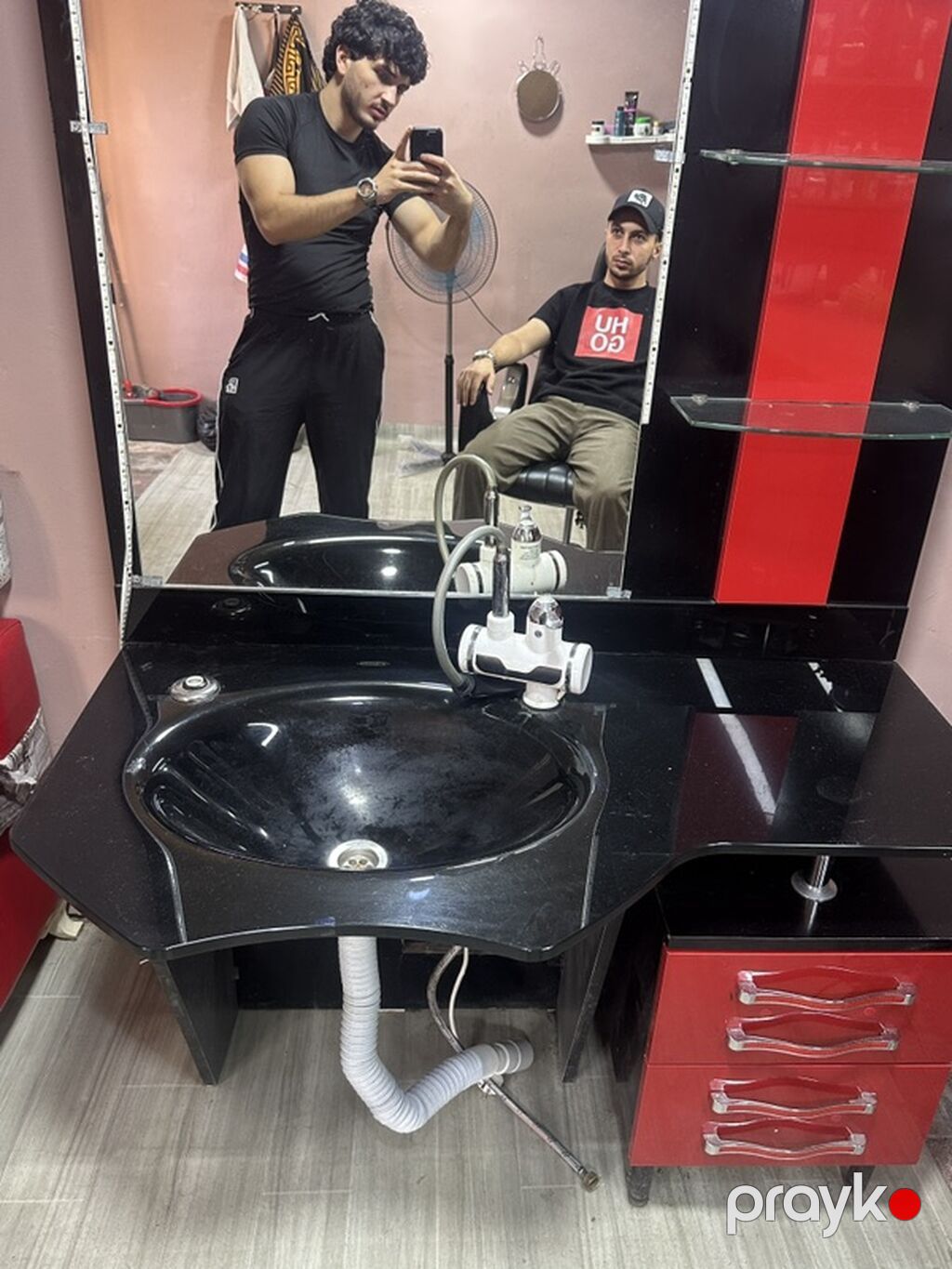 Bərbər salonu üçün lavabo və güzgü paneli dəsti - Rəng: qara/qırmızı — Salon mebeli, Digah (2)