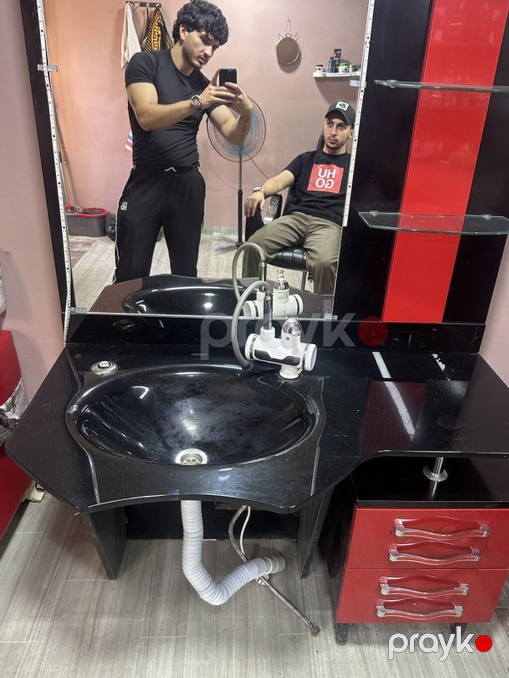 Bərbər salonu üçün lavabo və güzgü paneli dəsti - Rəng: qara/qırmızı — Salon mebeli, Digah (2)