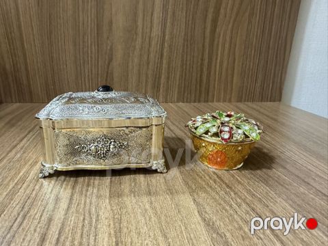 Bəzəkli şkaf üstü qutular dəsti - Gümüşü rəngdə, naxışlı dikdörtqan — Bakı