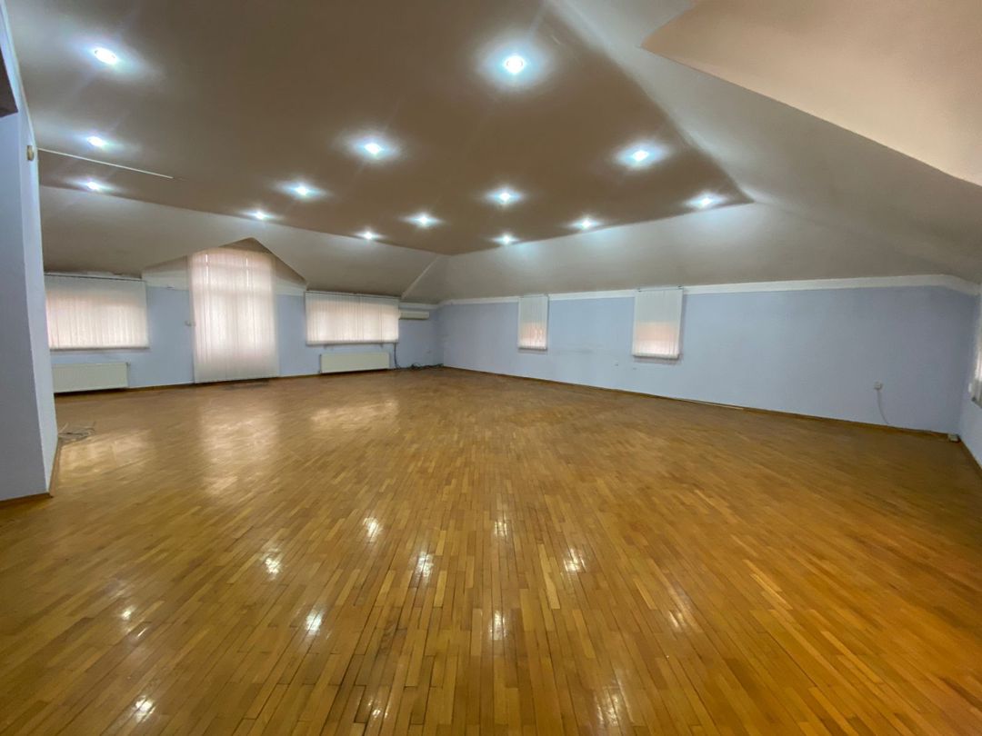 Satılır 10 otaqlı həyət evi/bağ evi 650 m² — Ev, villa, Bakı (4)