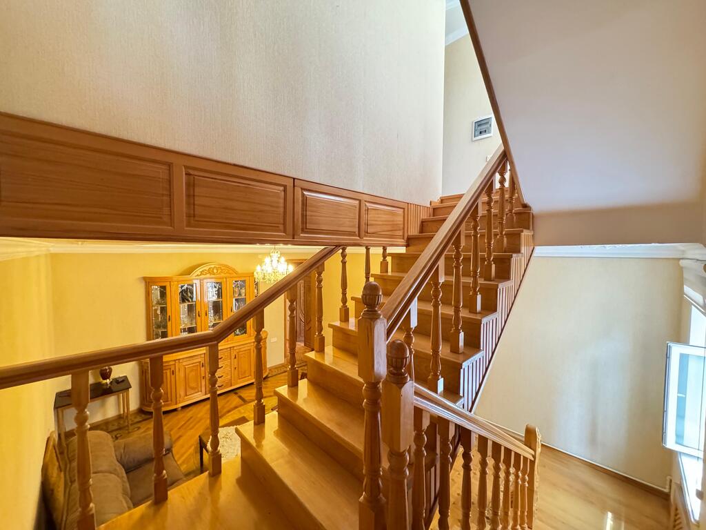 Satılır 9 otaqlı həyət evi/bağ evi 1000 m² — Ev, villa, Bakı (11)