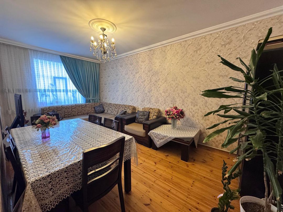 Satılır 4 otaqlı köhnə tikili 100 m² — Mənzil, Bakı (2)