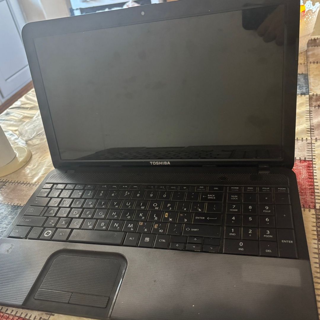 Noutbuk ehtiyat hissəsi Toshiba — Kompüterlər və noutbuklar, Bakı (2)