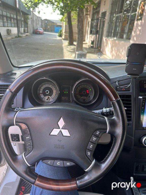 Mitsubishi Pajero, 3.5 L, 2010 il, 190 000 km — Avtomobillər, Bakı (5)