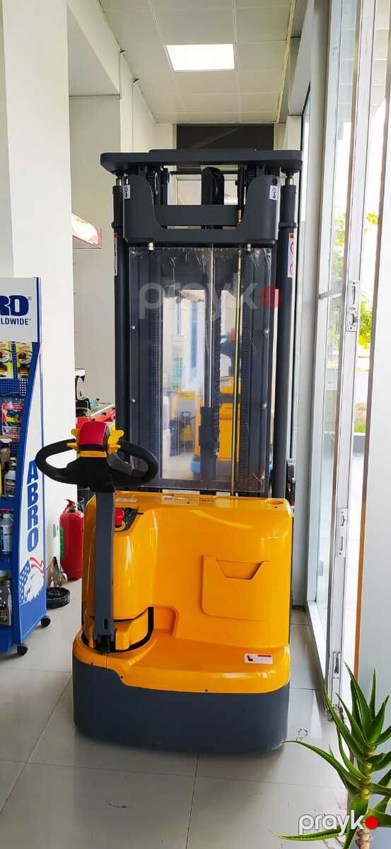 Yük qaldıran "Hochkraft R15" — Biznes və avadanlıq, Bakı (2)