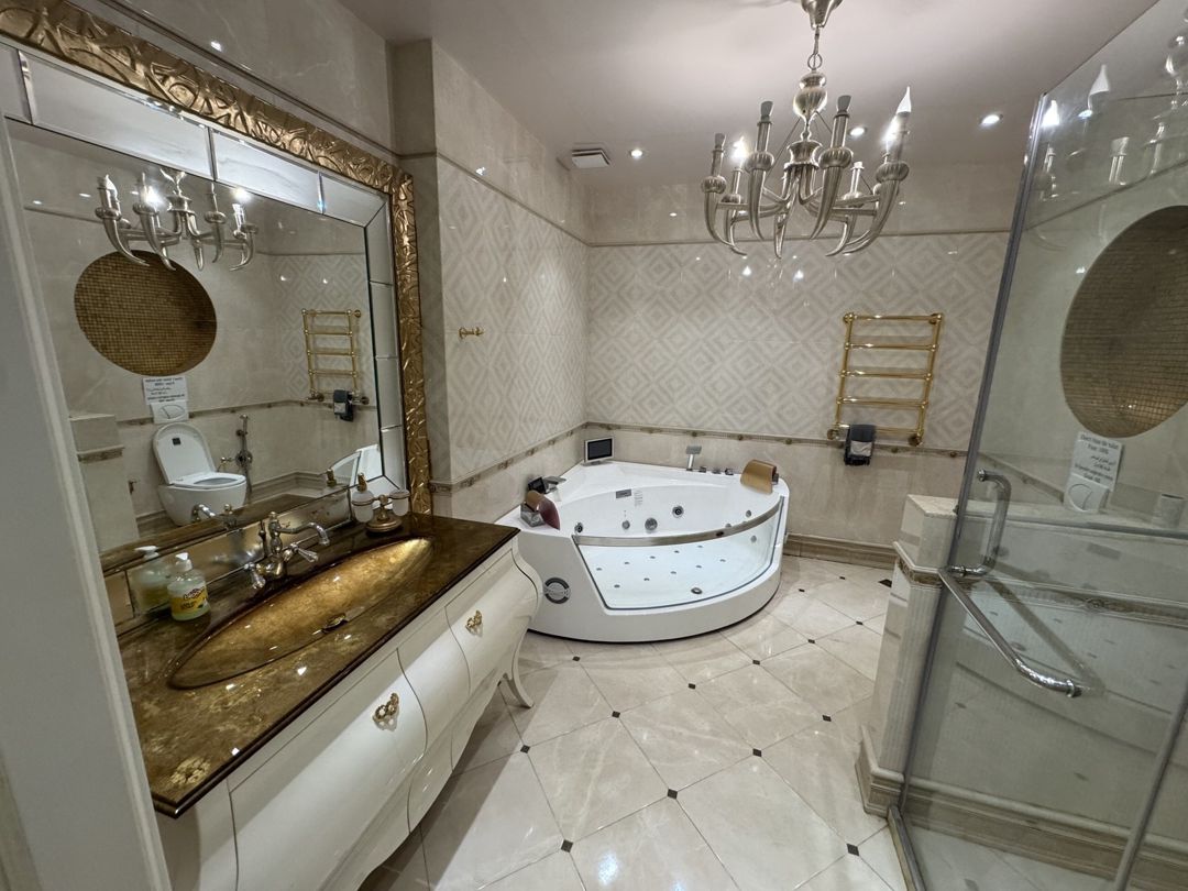 İcarəyə verilir 4 otaqlı yeni tikili 250 m² — Mənzil, Bakı (10)