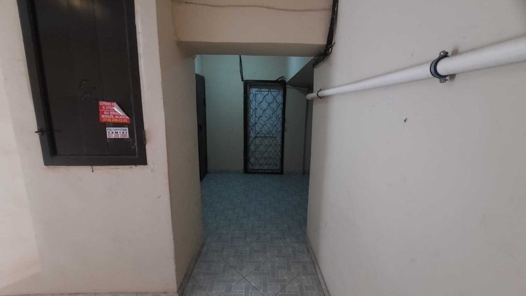 Satılır 4 otaqlı köhnə tikili 110 m² — Mənzil, Bakı (3)