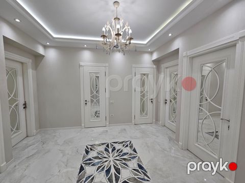Satılır 3 otaqlı yeni tikili 110 m² — Bakı