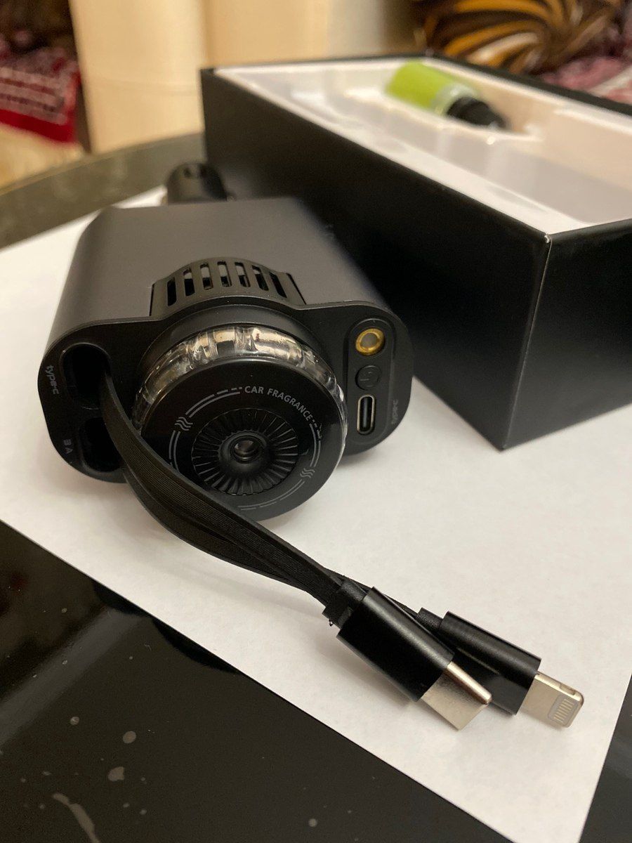 Avtomobil ətri və USB adapteri — Ehtiyat hissələri və aksesuarlar, Bakı (2)