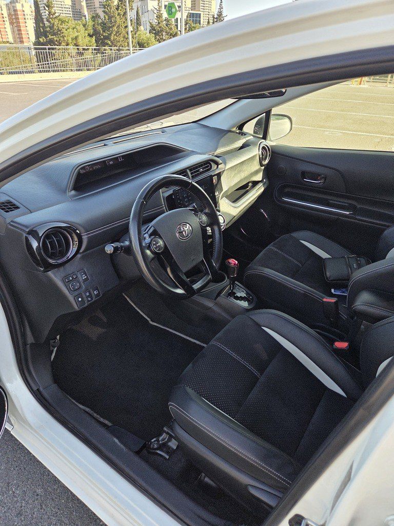 Toyota Aqua, 1.5 L, 0.9 kWh, 2016 il, 87 400 km — Avtomobillər, Bakı (12)