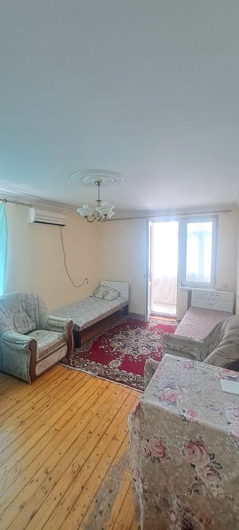 İcarəyə verilir 1 otaqlı köhnə tikili 40 m² — Bakı