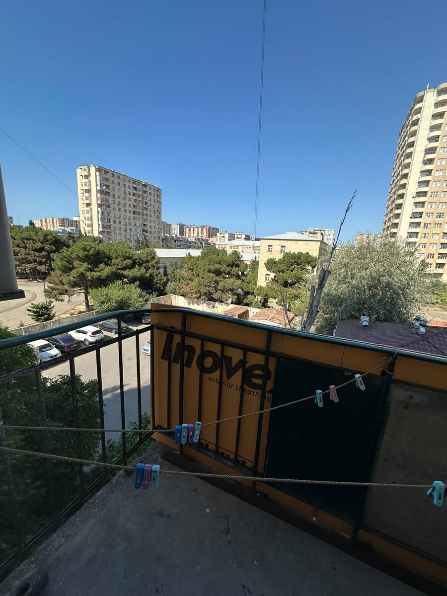 Satılır 2 otaqlı köhnə tikili 65 m² — Mənzil, Bakı (12)