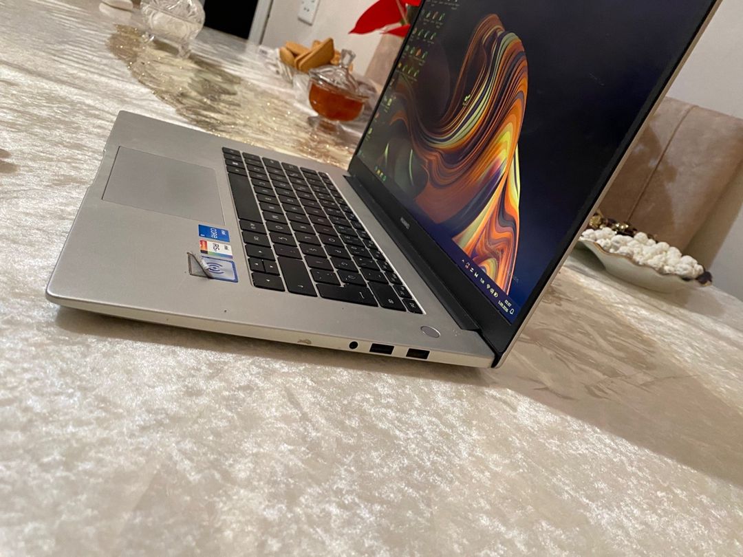 Huawei MateBook D15 / i5-1155G7/8GB Ram/12 — Noutbuklar, Bakı (3)