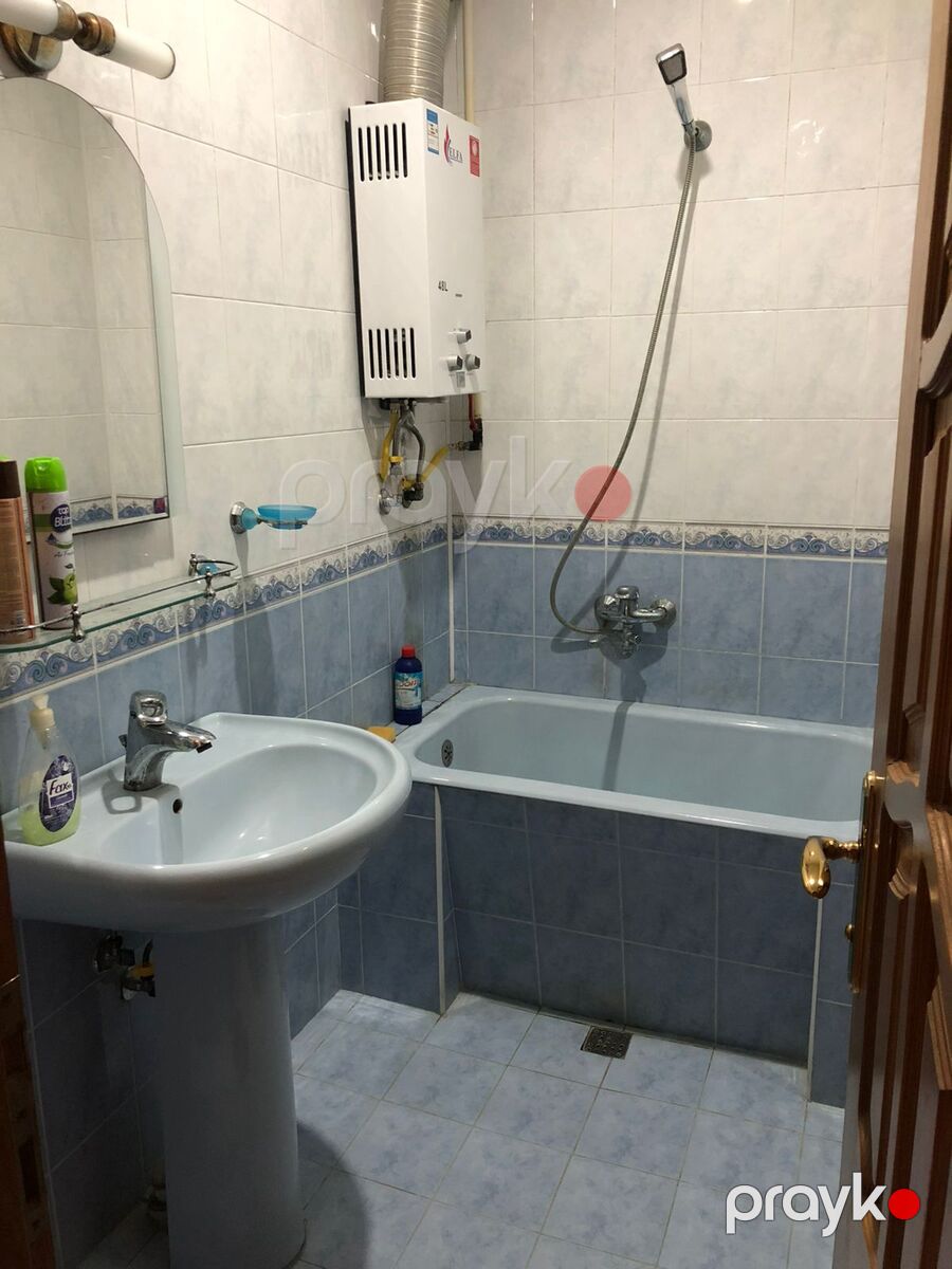 İcarəyə verilir 3 otaqlı köhnə tikili 90 m² — Mənzil, Bakı (10)