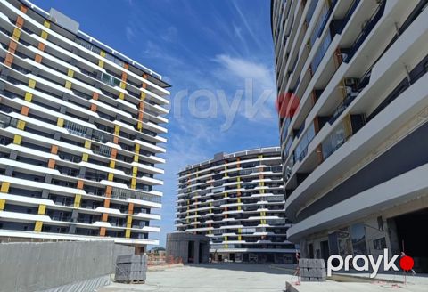 Satılır 3 otaqlı yeni tikili 110 m²