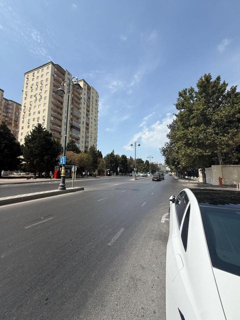 Satılır 3 otaqlı yeni tikili 118.6 m² — Bakı