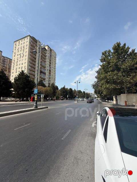 Satılır 3 otaqlı yeni tikili 118.6 m²