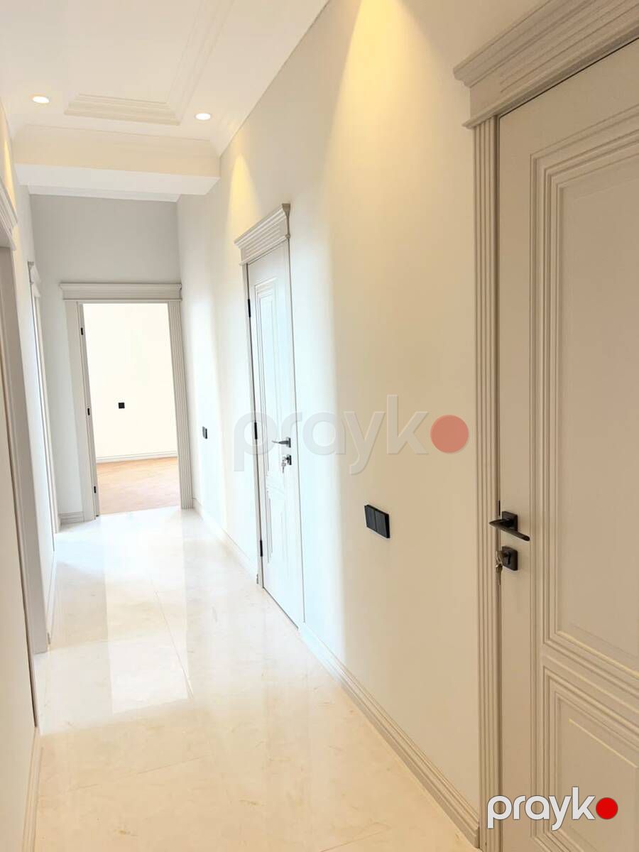 Satılır 4 otaqlı yeni tikili 196 m² — Mənzil, Bakı (10)