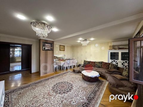 Satılır 4 otaqlı köhnə tikili 120 m²