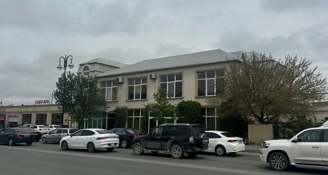 Satılır obyekt 1200 m² — Bakı