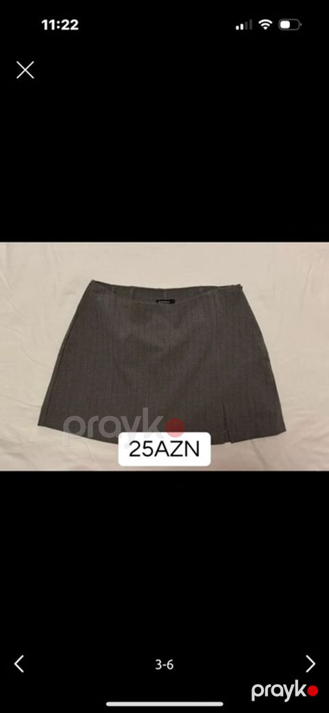 Stradivariusdan alinib, 50azn yenidir geyinilmeyib, 30azn satilir, M — Bakı