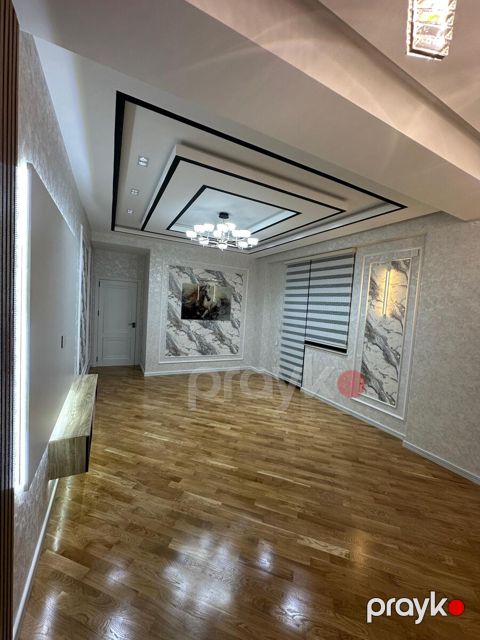 Satılır 3 otaqlı yeni tikili 120 m²
