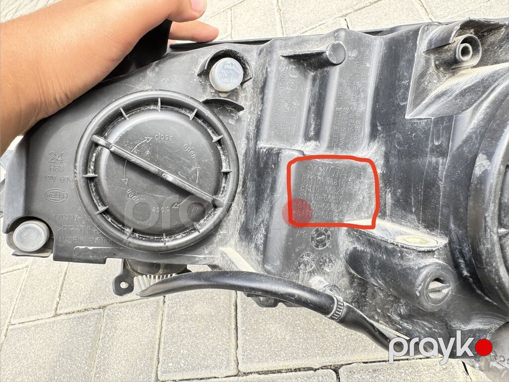 Komplekt, Yaxın və uzaq vuran işıqlar Toyota, 2011 il, Orijinal, İşlənmiş — Avtomobil işığı, Bakı (9)