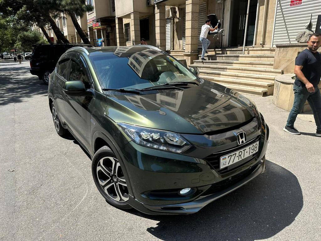 Honda Vezel, 1.5 L, 0.86 kWh, 2014 il, 250 000 km — Avtomobillər, Bakı
