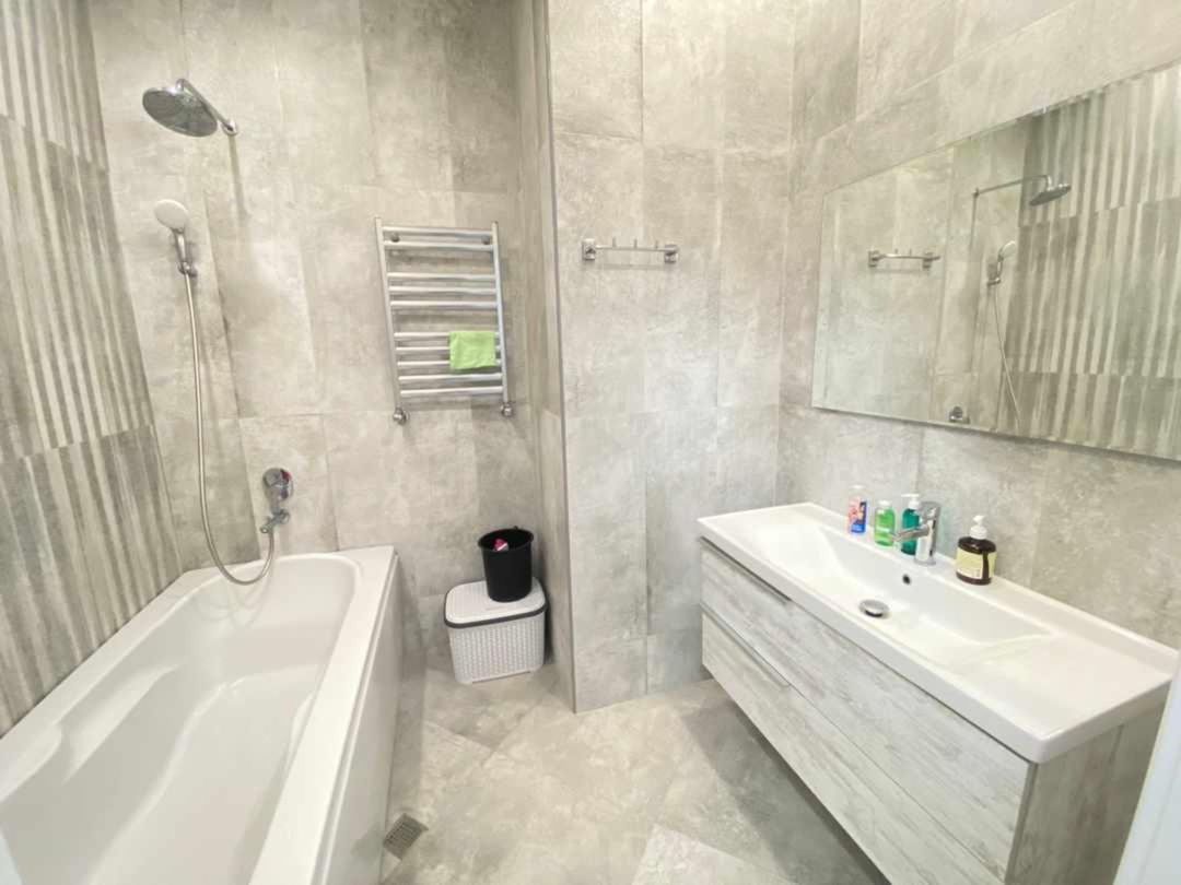 İcarəyə verilir 2 otaqlı yeni tikili 111 m² — Mənzil, Bakı (10)