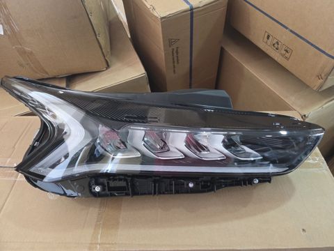 Kia K5 2021 led farası — Bakı